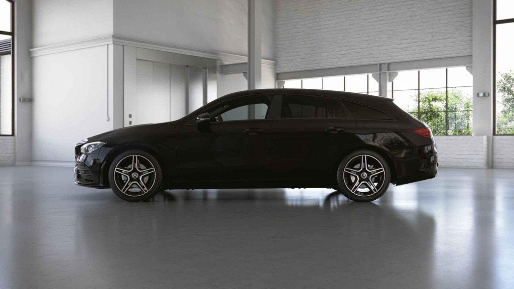 Mercedes-Benz CLA Shooting Brake CLA 180 AMG Line Night Pack, Auto's, CLA, Stof, Gebruikt, https://public.car-pass.be/vhr/def15194-1f0b-4a37-aaee-c825c24c0dc1