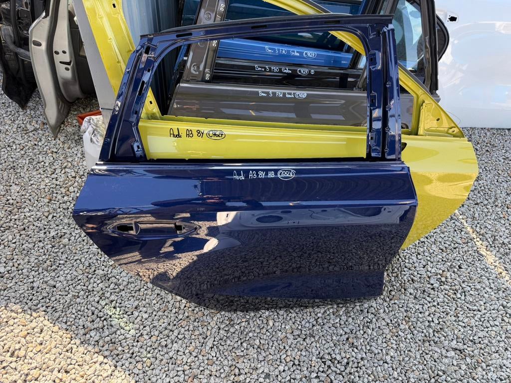 Porte arrière droite de l'Audi a3 8Y, Enlèvement, Arrière, Audi, Porte
