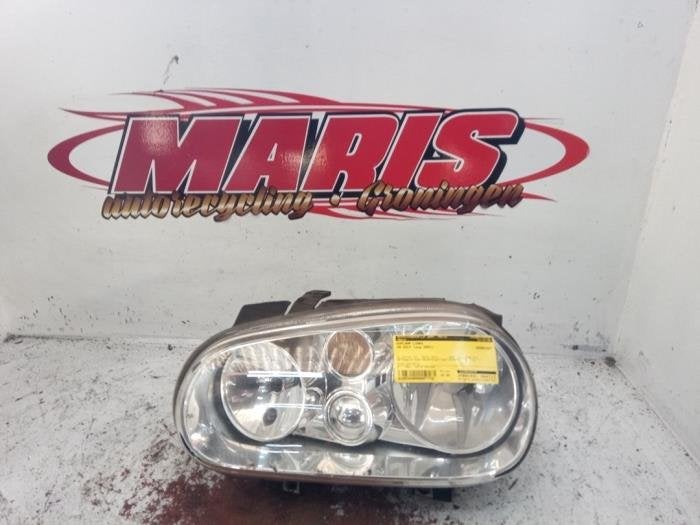 Koplamp links van een Volkswagen Golf, Gebruikt, -, Volkswagen, -