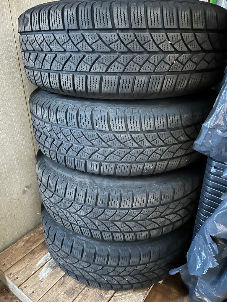 Winterbanden, Auto-onderdelen, Ophalen, Banden en Velgen, Winterbanden, Bestelwagen