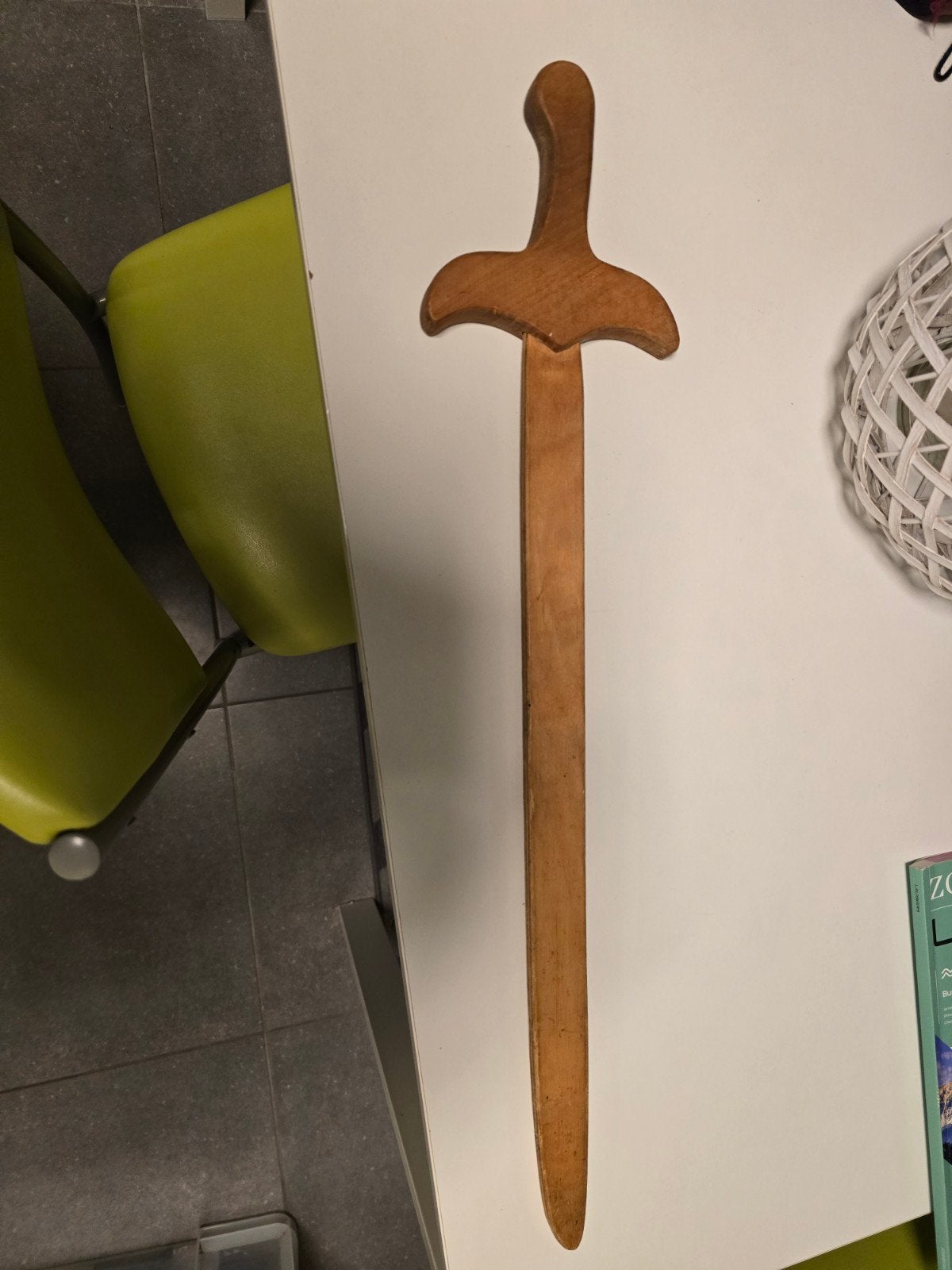 houten zwaard, Ophalen