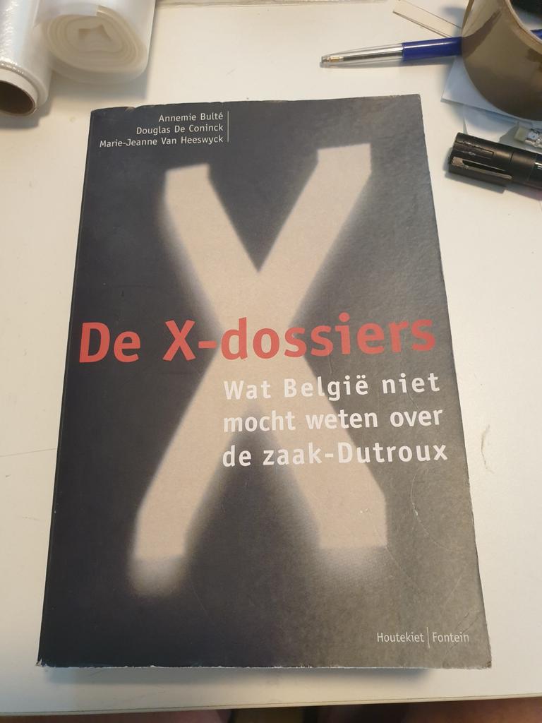 Annemie Bulte & Douglas De Coninck - De X-dossiers, Boeken, Ophalen of Verzenden, Zo goed als nieuw, A. Bulte; D. de Coninck; M.-J. van Heeswyck