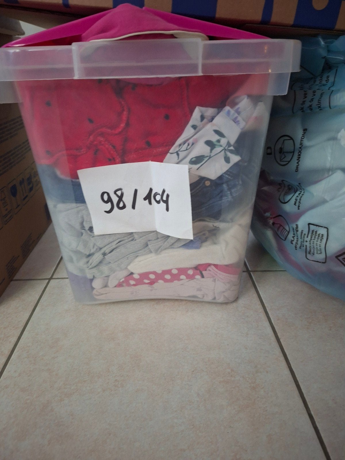 Baby kleding / kinderkleding meisje, Ophalen