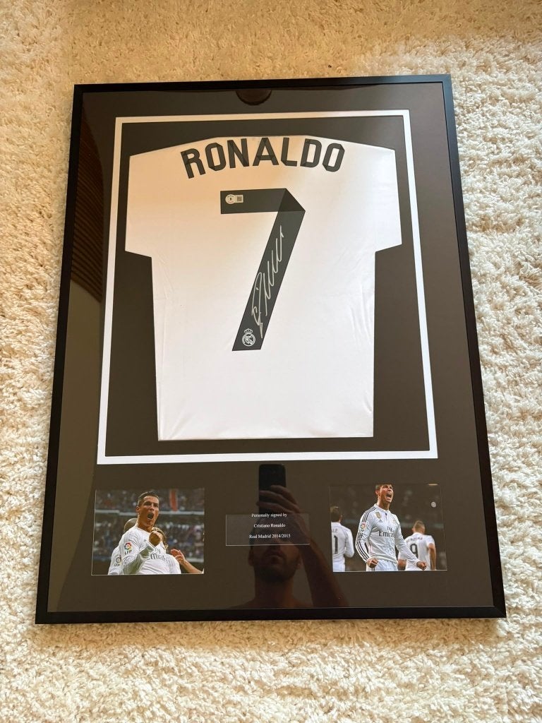 Gesigneerd Ronaldo shirt Real Madrid 2014/2015, Verzamelen, Sportartikelen en Voetbal, Ophalen of Verzenden, Zo goed als nieuw