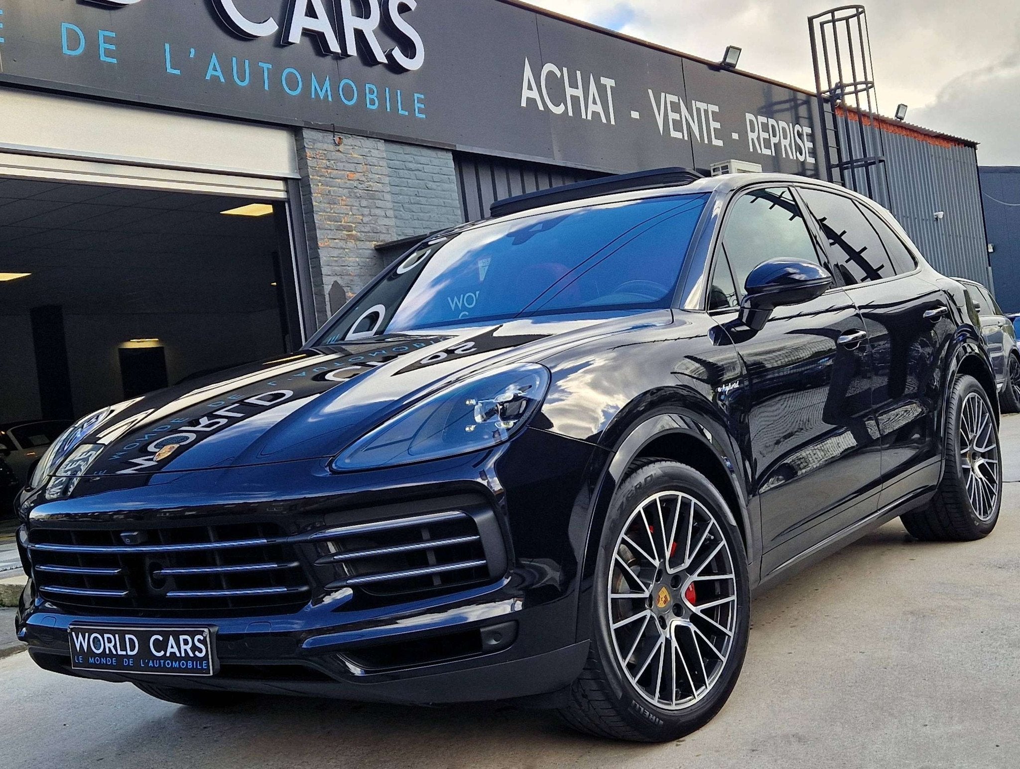 Porsche Cayenne 3.0i V6 PHEV TVAC/BTW*IN - PLUG-IN - SPORT D, Autos, Cuir, Cayenne, Achat, Euro 6