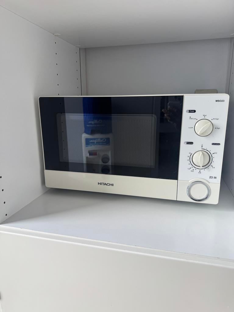 Hitachi Microwave 23L, Electroménager, Micro-ondes, Utilisé, Enlèvement