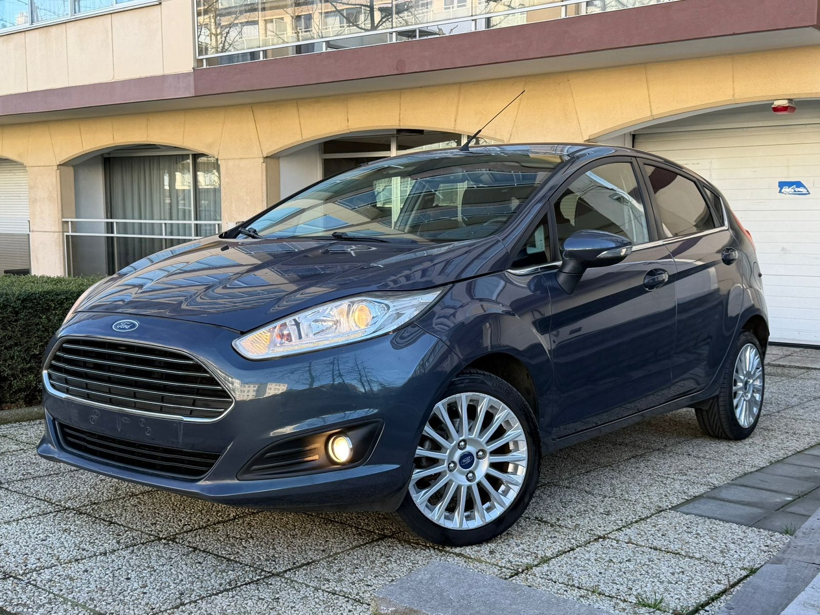 FORD FIESTA 1.2 01/2013 CT OK AIRCO, Autos, 1242 cm³, Argent ou Gris, Achat, Entreprise