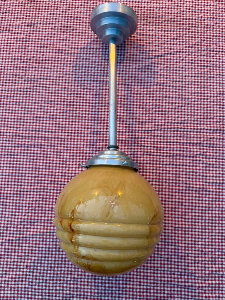 Art deco hanglamp, Ophalen