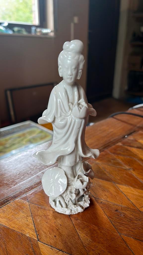 Porcelaine Guanyin blanc de chine : deesse, Enlèvement ou Envoi, Comme neuf
