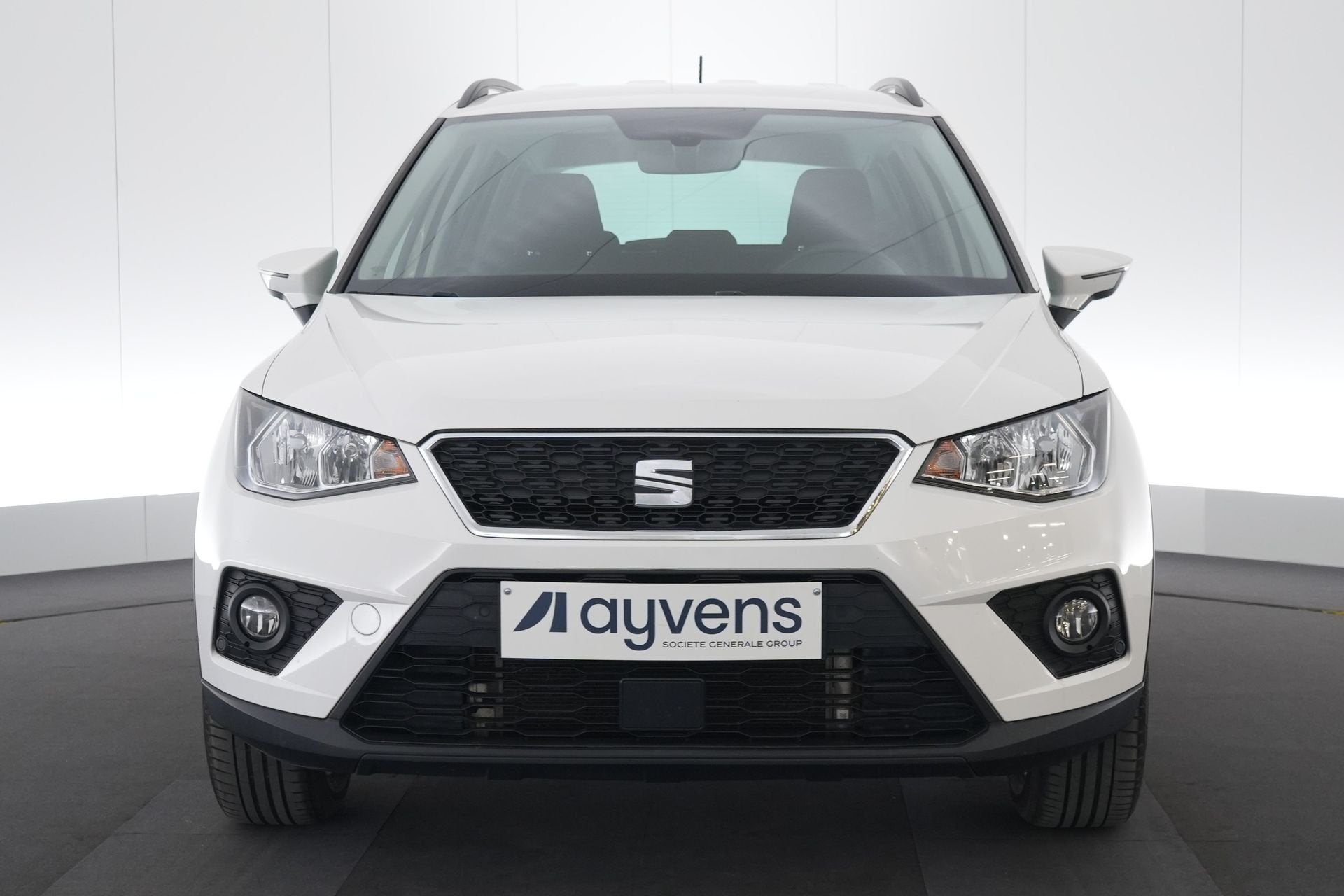 (1YMF422) SEAT ARONA, Auto's, Navigatiesysteem, Stof, Gebruikt, Wit
