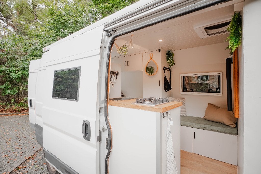 Fiat ducato camper (zelfbouw), Caravans en Kamperen, Mobilhomes, Buscamper of Camperbus, Fiat, Tot en met 2, Particulier