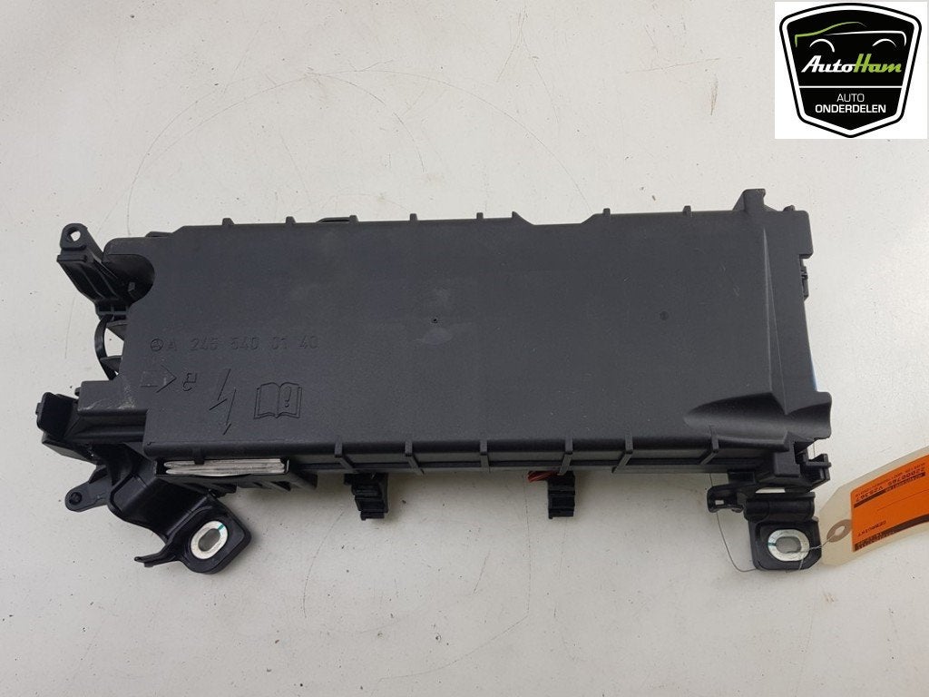 BOITIER FUSIBLES Mercedes-Benz A (W176) (01-2012/05-2018), Mercedes-Benz, Utilisé, Lisa.Scalzo@aptiv.com, Aptiv PLC
