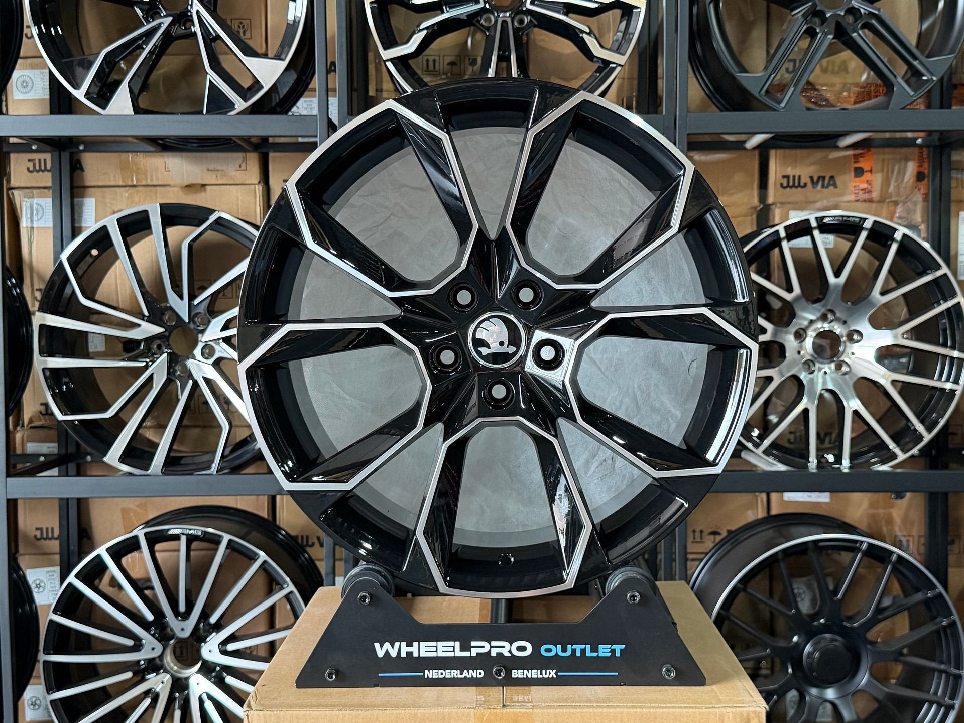 18" SKODA RS look velgen 5X112 SKODA OCTAVIA KODIAQ KAROQ VW