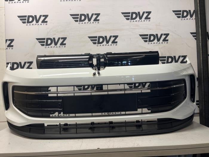 Voorbumper van een Volkswagen Tiguan (LC9A), Gebruikt, -, Volkswagen, -
