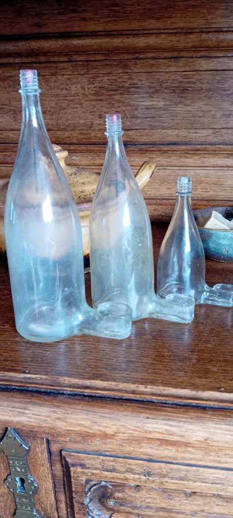 3 Oude glazen drinkflesjes, Ophalen of Verzenden