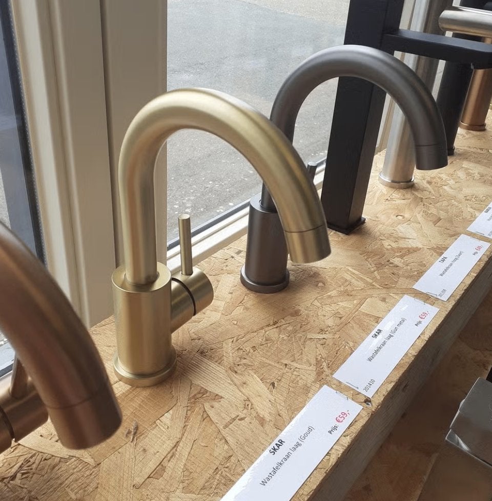 NIEUW! Wastafelkraaan/keukenkraan, goud, moderne look, Skar, Huis en Inrichting, Woonaccessoires | Overige, Nieuw, Goud, Ophalen of Verzenden