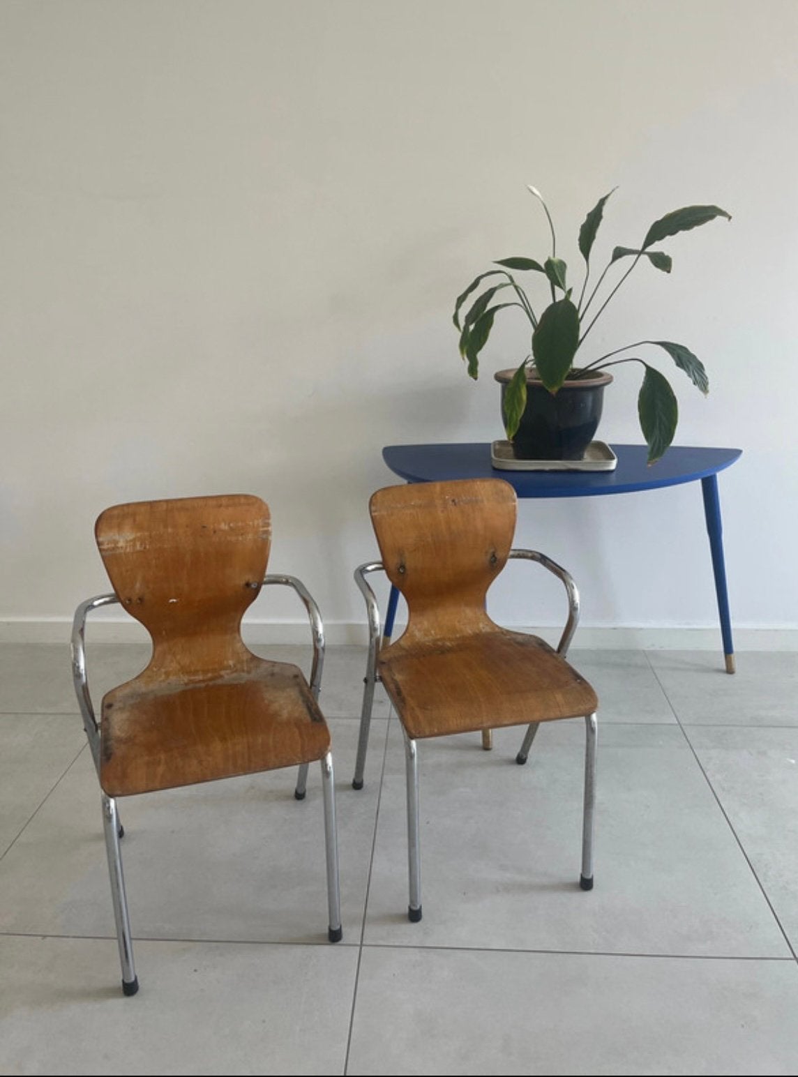 Mooie set van twee vintage houten kinderstoeltjes, Kinderen en Baby's, Ophalen, Zo goed als nieuw