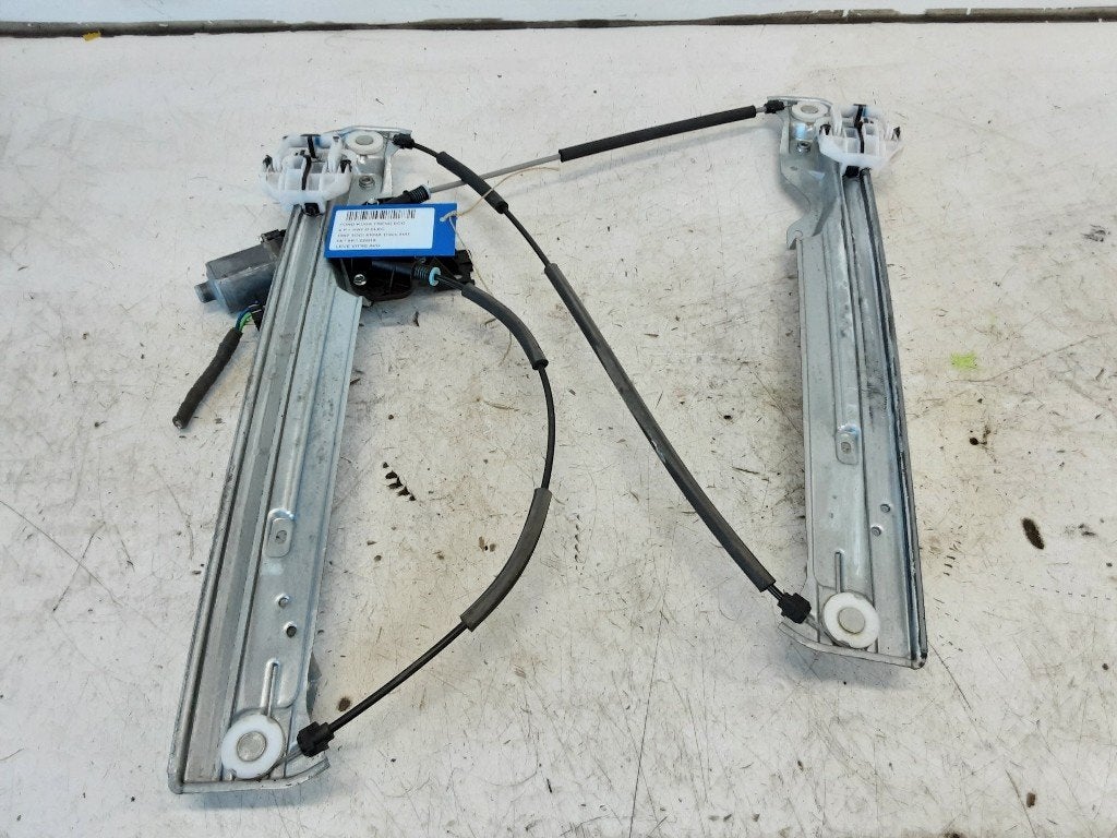 VITRE MECANISME AVANT GAUCHE Ford Kuga II (DM2), Utilisé, Ford