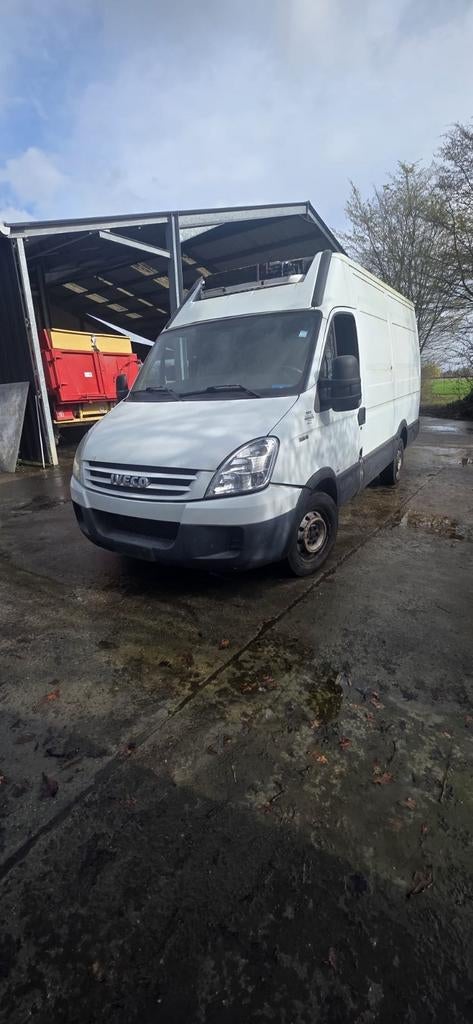 iveco model 35s18
3000cc 180pk
2008bj
279000km
frigo, Particulier, Achat, Iveco