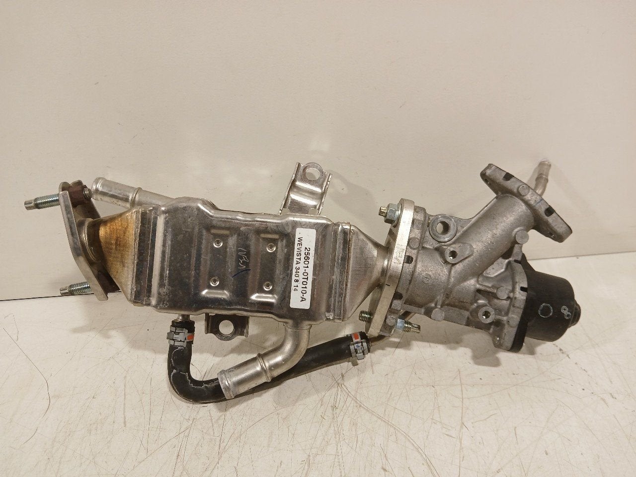 Egr klep Toyota C-HR, Onderdelen@venauto.nl, Van der Ven Autorecycling B.V., Ettenseweg 76, 4706 PB Roosendaal, The Netherlands