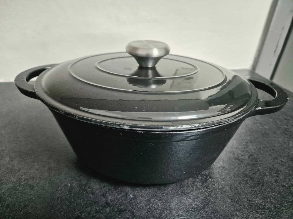 Ronde zwarte geëmailleerde gietijzeren braadpan met deksel, Ophalen, Zo goed als nieuw, Elektrisch