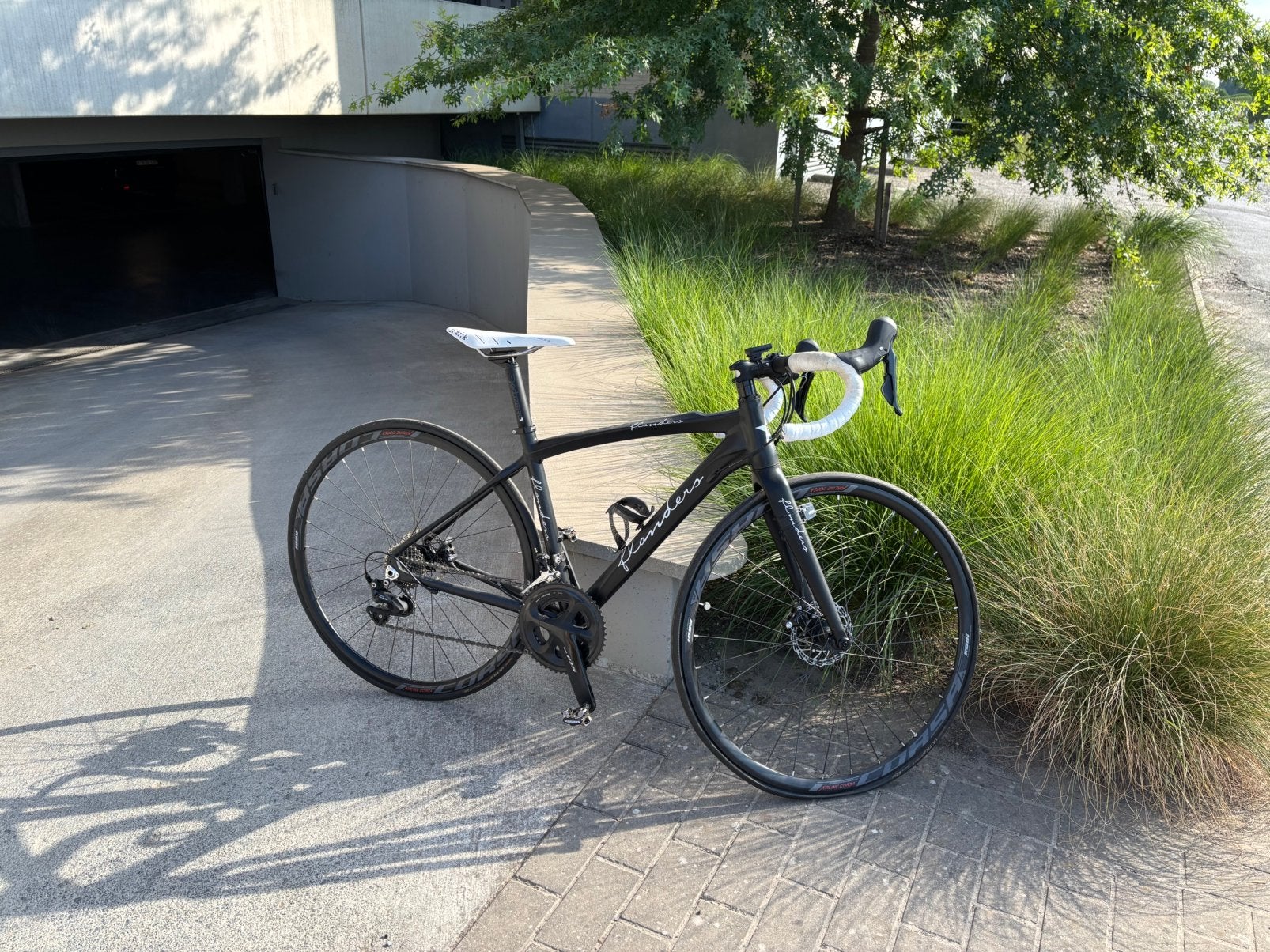 Koersfiets Flanders black edition, Vélos & Vélomoteurs, Vélos | Vélos de course, Comme neuf, Enlèvement