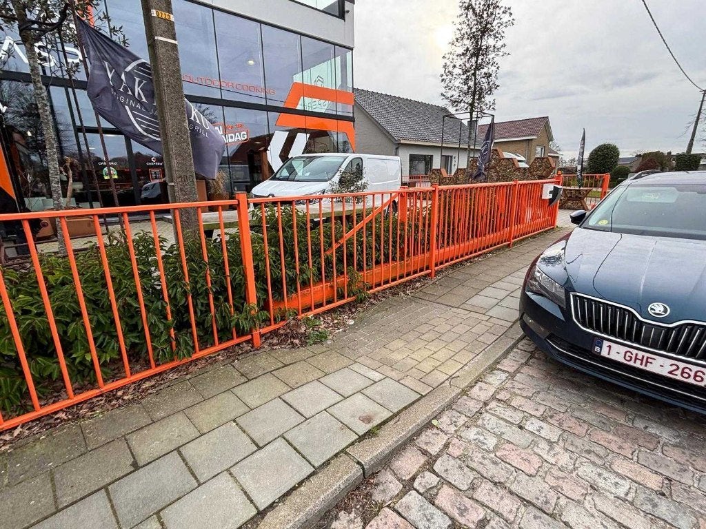 Hekwerk + elektrische poort, Ophalen, Zo goed als nieuw, Met poort