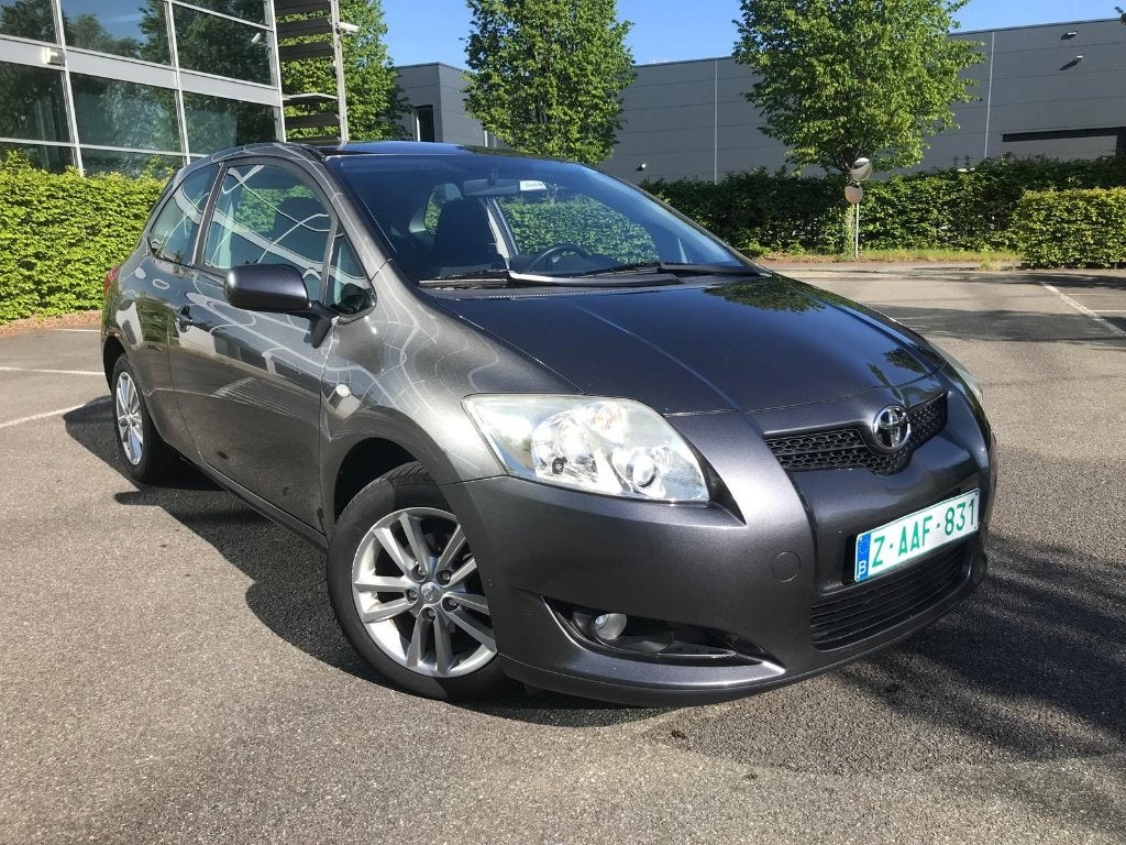 TOYOTA AURUS BENZ 2009 - VENTES APPROUVÉES, Achat, Boîte manuelle, Entretenue par le concessionnaire, 5 places