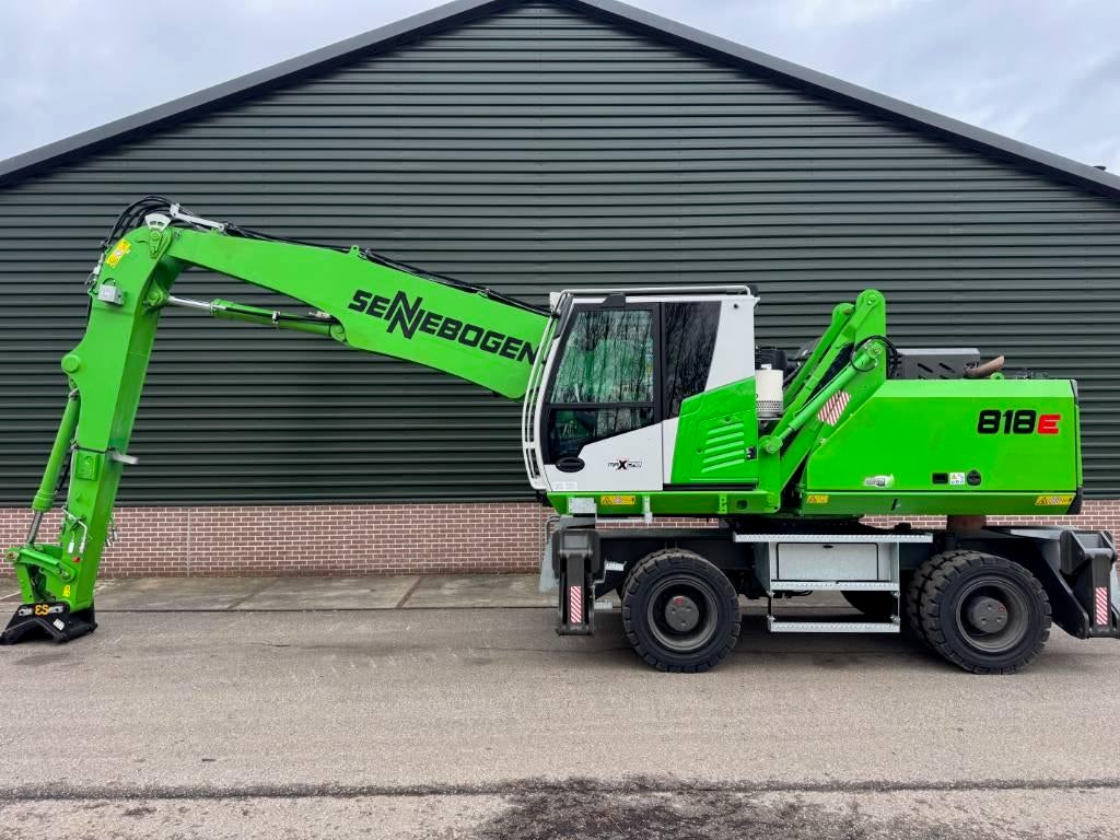 Sennebogen 818 E, Articles professionnels, Grue