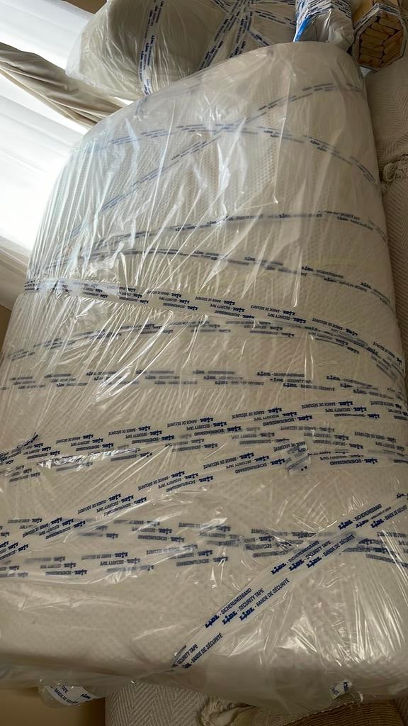 Matelas et tasseaux, Maison & Meubles, Chambre à coucher | Matelas & Sommiers, Enlèvement ou Envoi, Comme neuf, Matelas