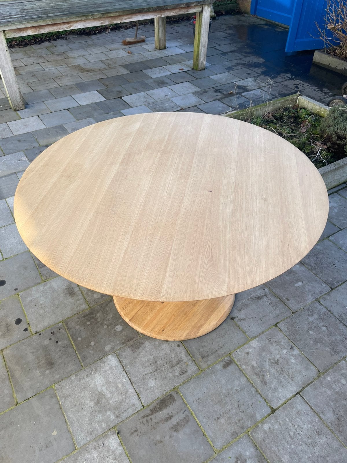 Houten ronde tafel, Ophalen, Zo goed als nieuw