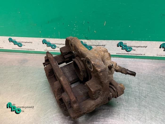 Etrier de frein (pince) avant droit d'un Citroen Berlingo (B, -, 3 mois de garantie, Utilisé, -