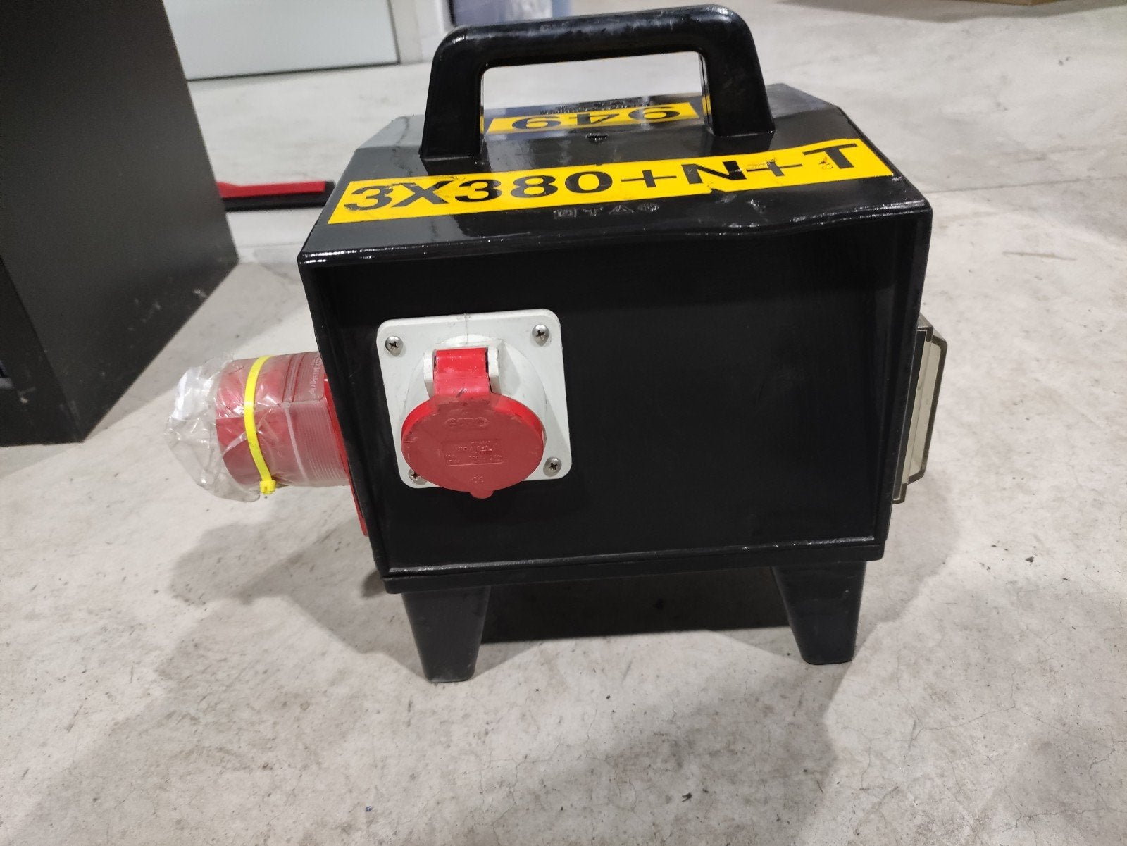 elektrische verdeelkast/ paddenstoel, Doe-het-zelf en Bouw, Elektriciteit en Kabels, Ophalen