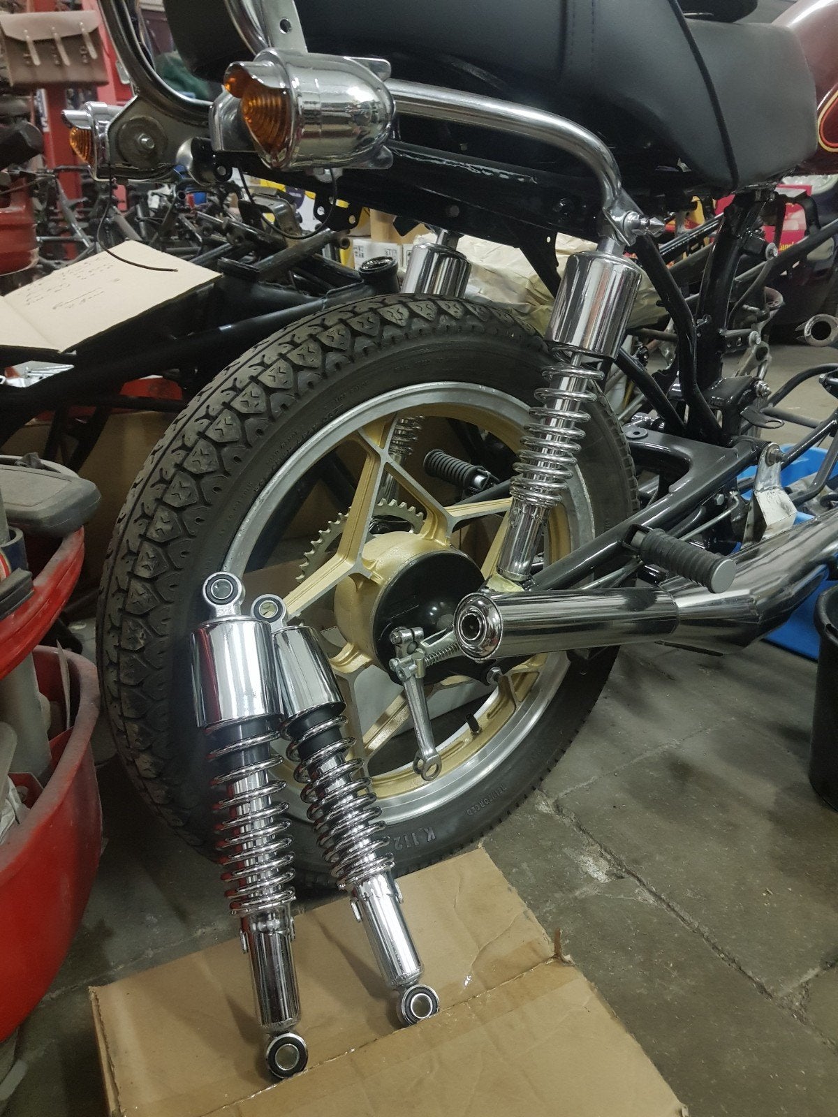 amortisseur Suzuki zr50sl neuf   reste 4 paire, Enlèvement ou Envoi