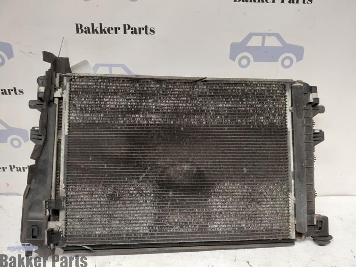 Radiateur d'un Audi Q2, -, -, 3 mois de garantie, Audi