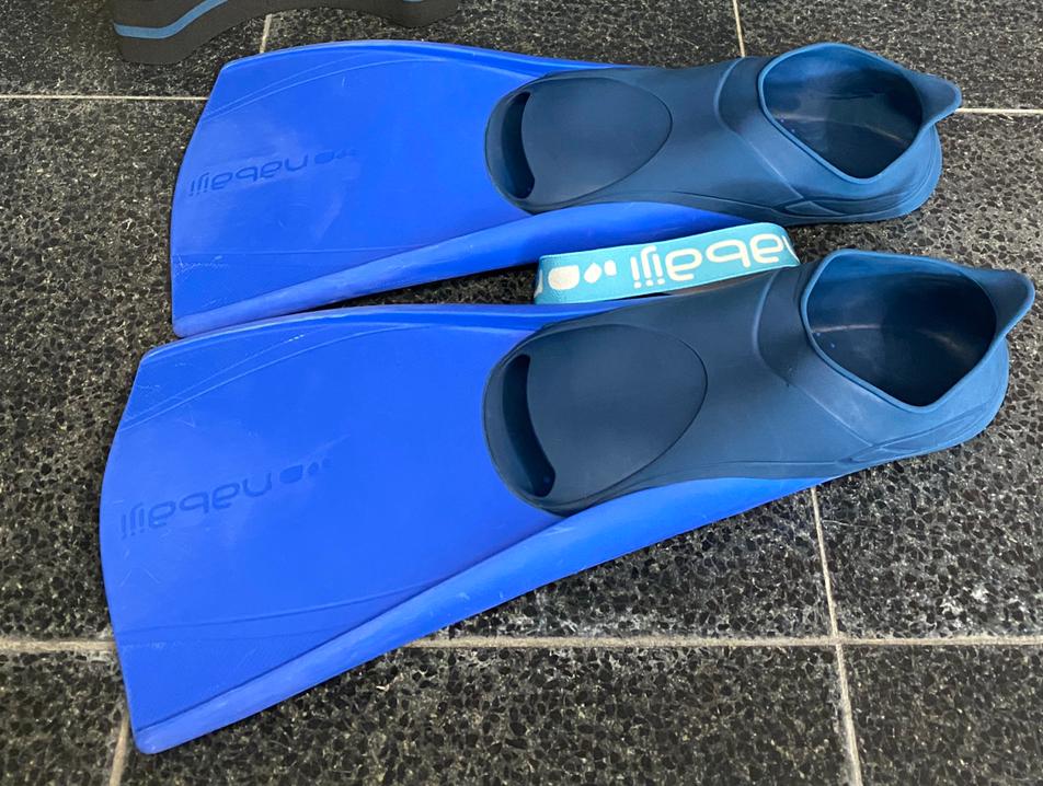 Zwemvliezen Nabajii maat 40-41, Watersport en Boten, Snorkelen, Ophalen, Zo goed als nieuw