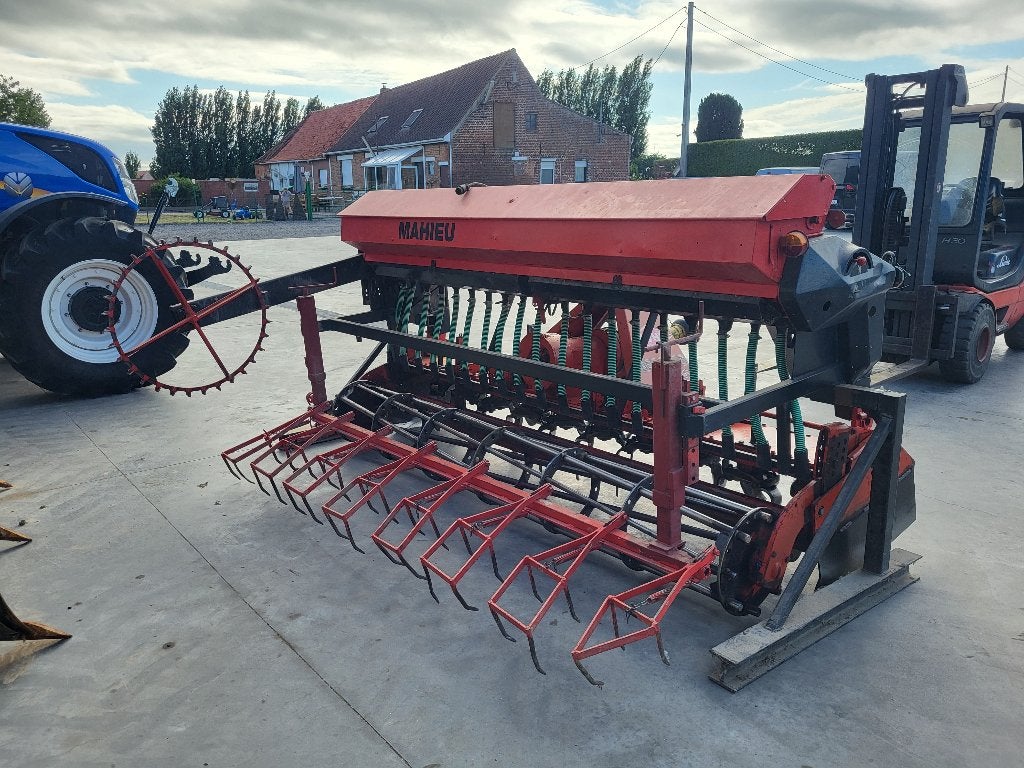 Zaaimachine 3m opbouw, Ophalen, Akkerbouw, Zaaien, Planten of Poten