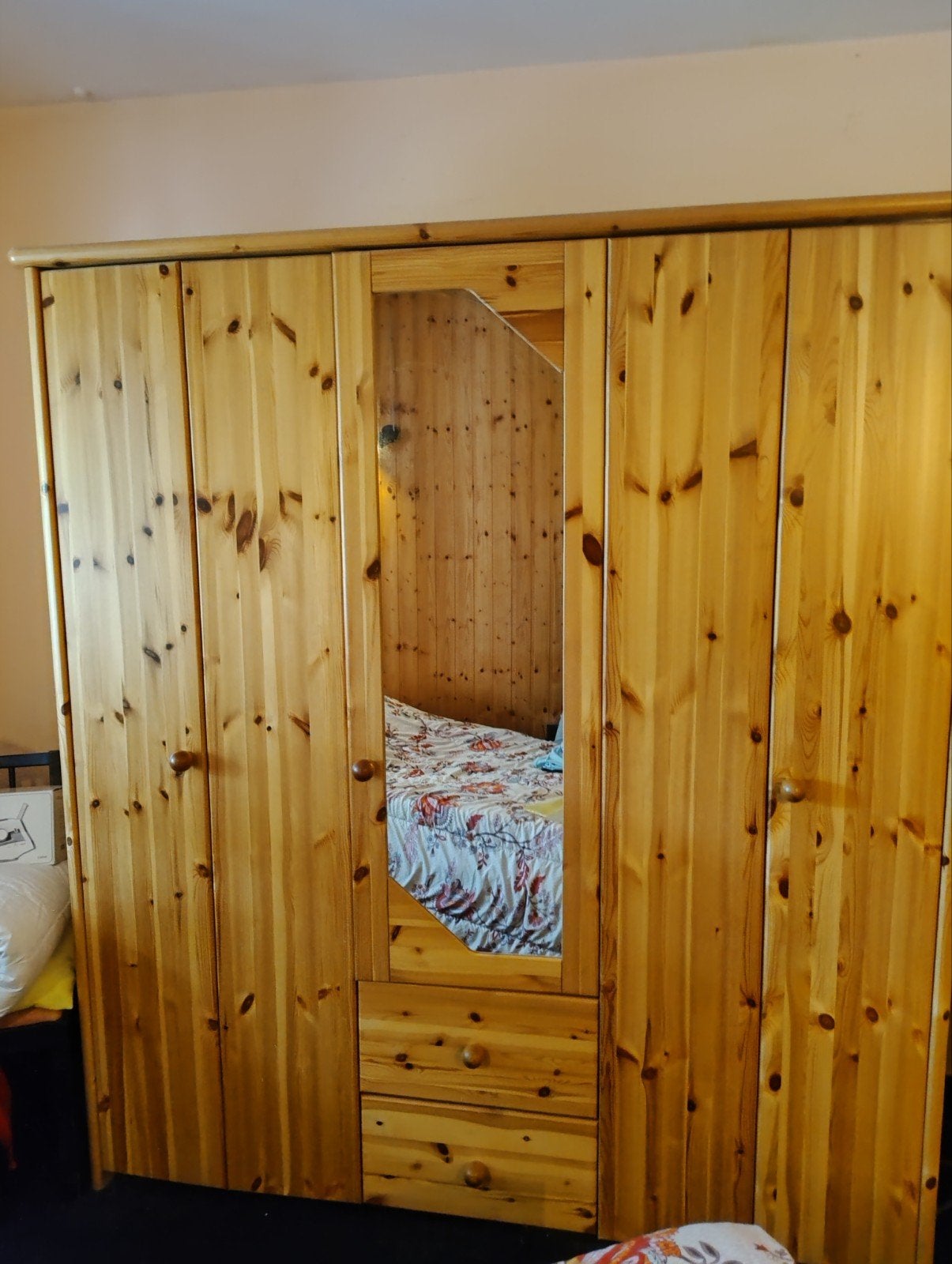Garde-Garde-robe 3 portes, Ophalen