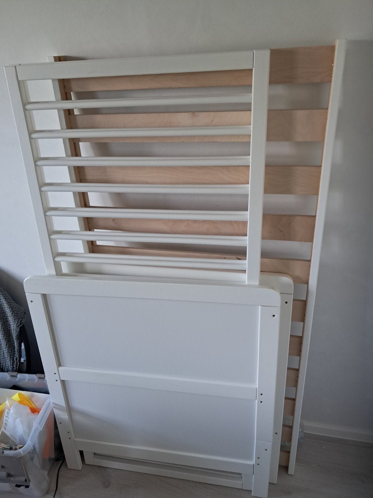 Kinderbed wit, lakens en matras + lade, Ophalen
