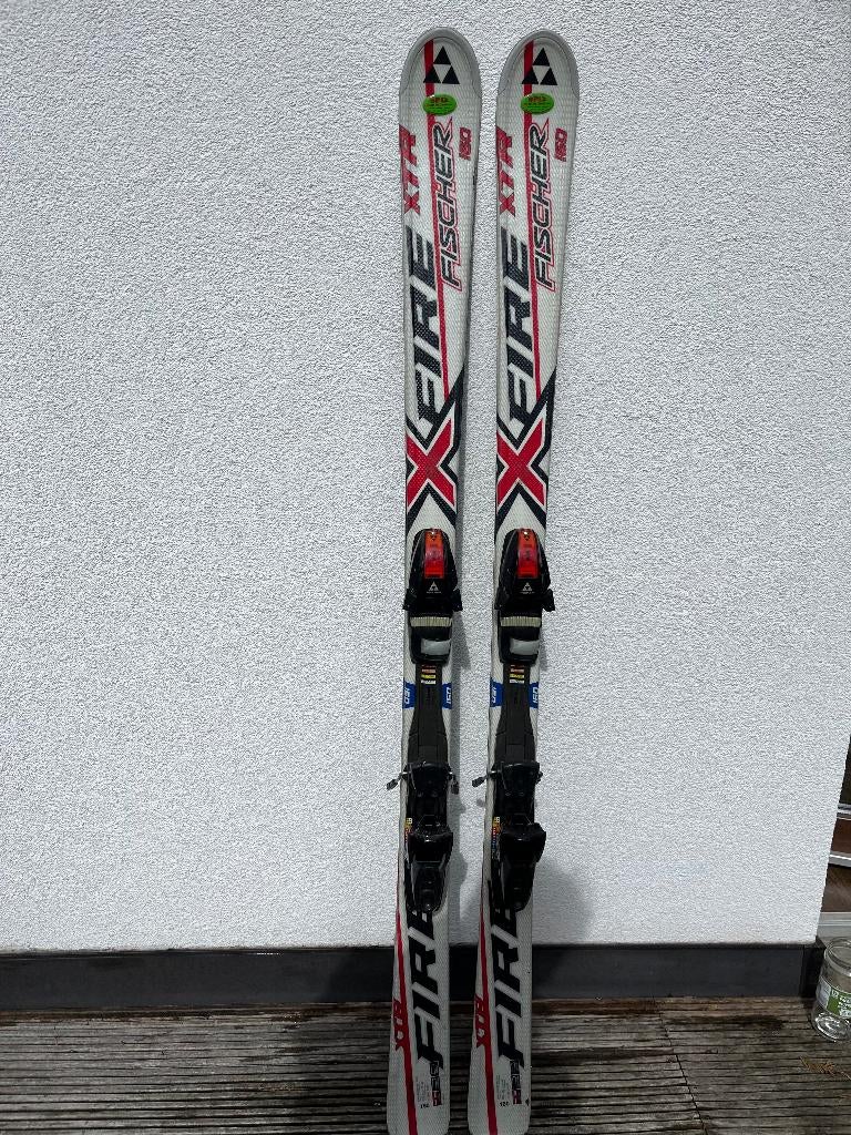Ski Fischer et chaussures Head, 160 à 180 cm, Fischer, Carving, Skis