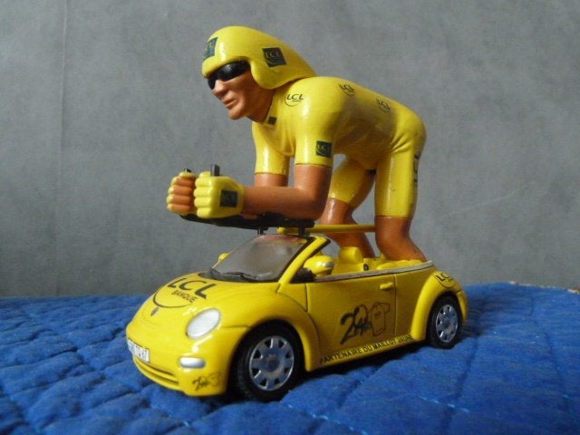 Tour France 2005 VW New Beetle cyclite Crédit L yonnais Nore, Enlèvement ou Envoi, Neuf, Autres types