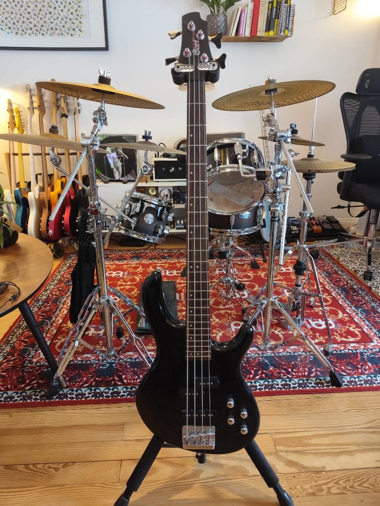 Basse Cort Action-A + gig bag, Musique & Instruments, Enlèvement ou Envoi, Comme neuf, Solid body, Autres marques