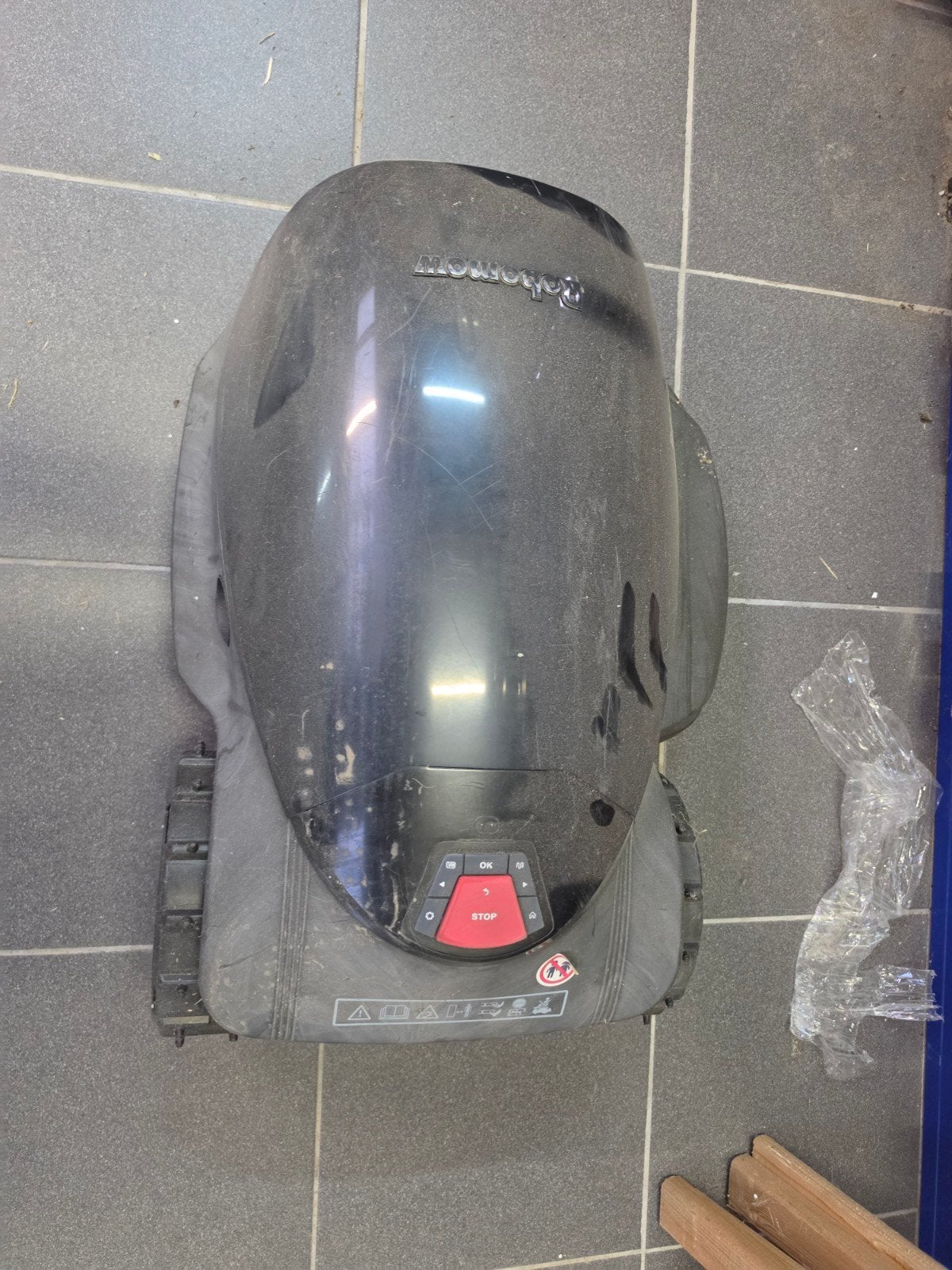 robomow rc304u, Ophalen, Zo goed als nieuw, Robomow, Bestuurbaar via app