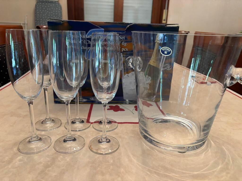 6 bohemia champagne glazen + emmer, Verzamelen, Glas en Drinkglazen, Ophalen, Zo goed als nieuw