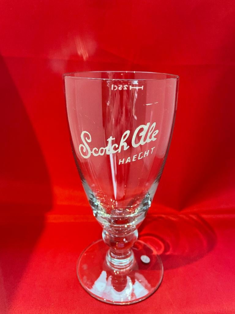 bierglas Scotch Ale Haecht 25cl, Verzamelen, Ophalen of Verzenden, Gebruikt, Bierglas