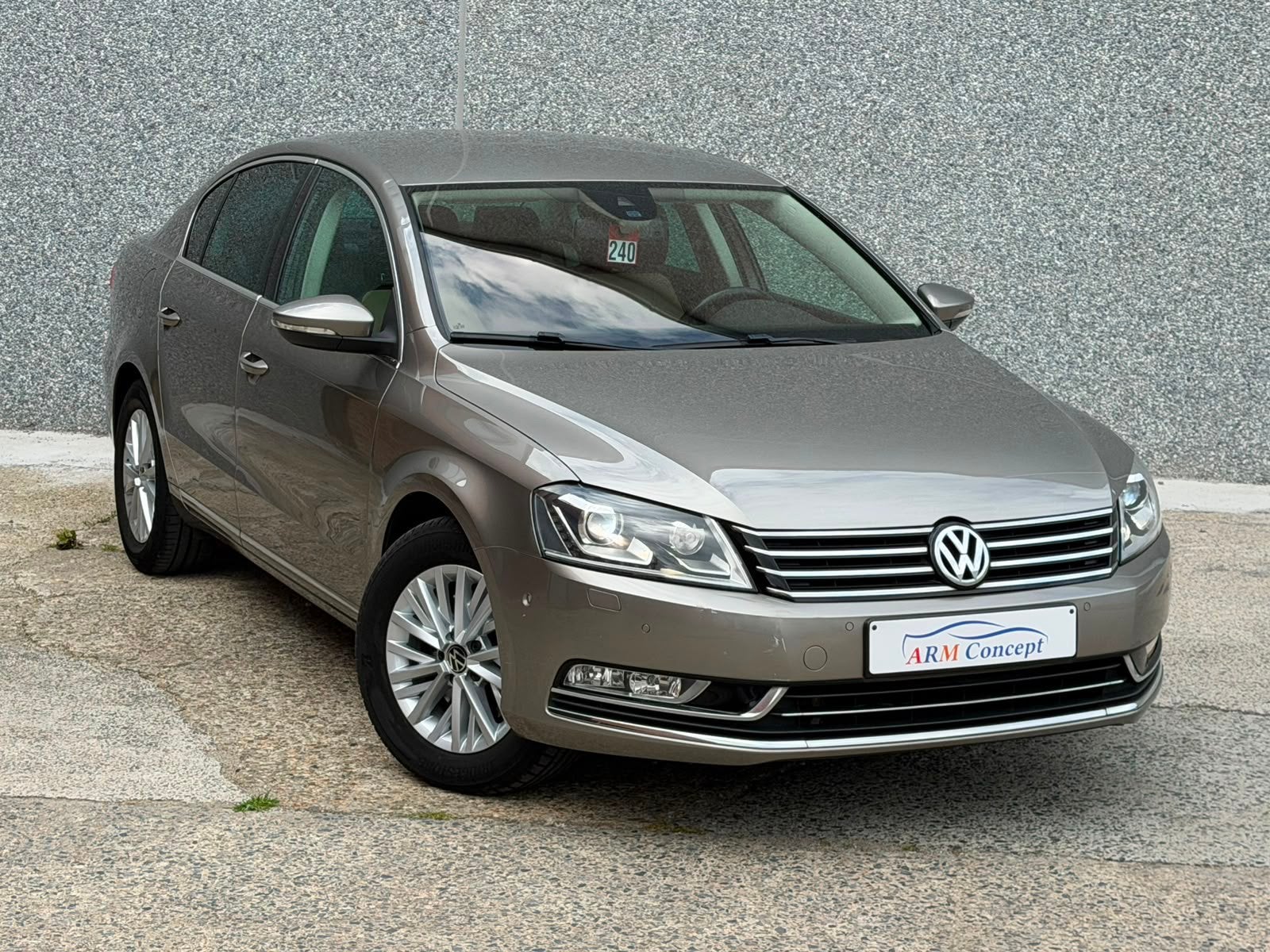 Volkswagen Passat 1.4 TSI essence DSG HighLine garantie 1 an, Autos, Euro 5, Achat, 4 portes, Entreprise