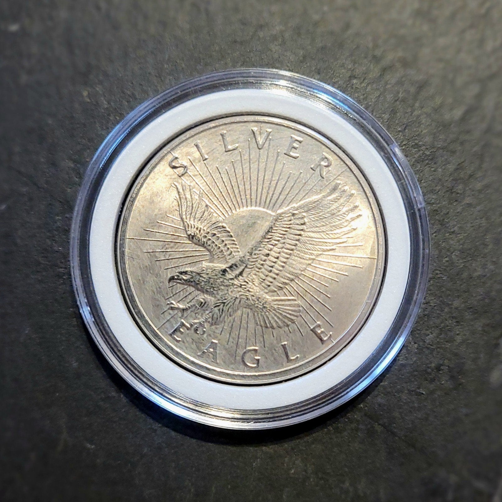 Sunshine Minting - Silver Eagle
- 1 Oz./.999, Postzegels en Munten, Ophalen of Verzenden, Zilver