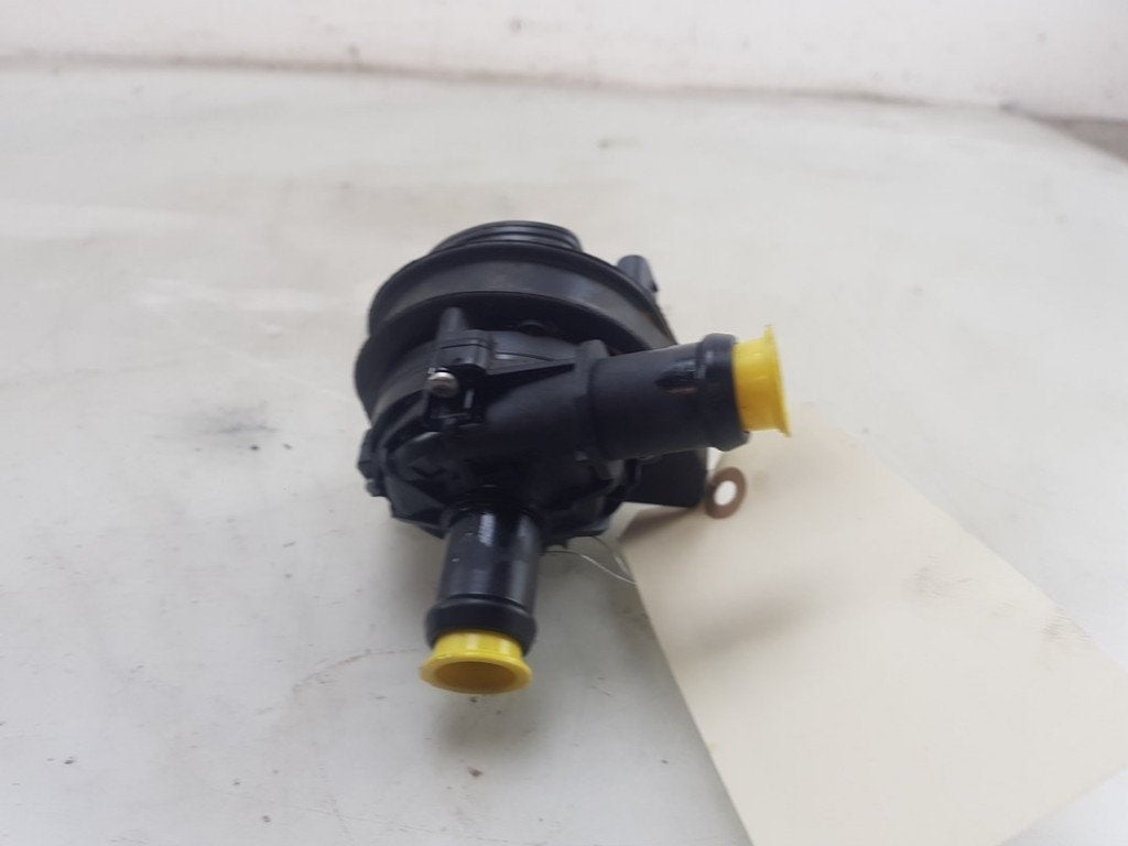 EXTRA EAU POMPE Volkswagen Polo VI (AW1) (01-2017/11-2021), Robert Bosch AG, Volkswagen, Utilisé, Robert-Bosch-Allee 1
74232  Abstatt, DE