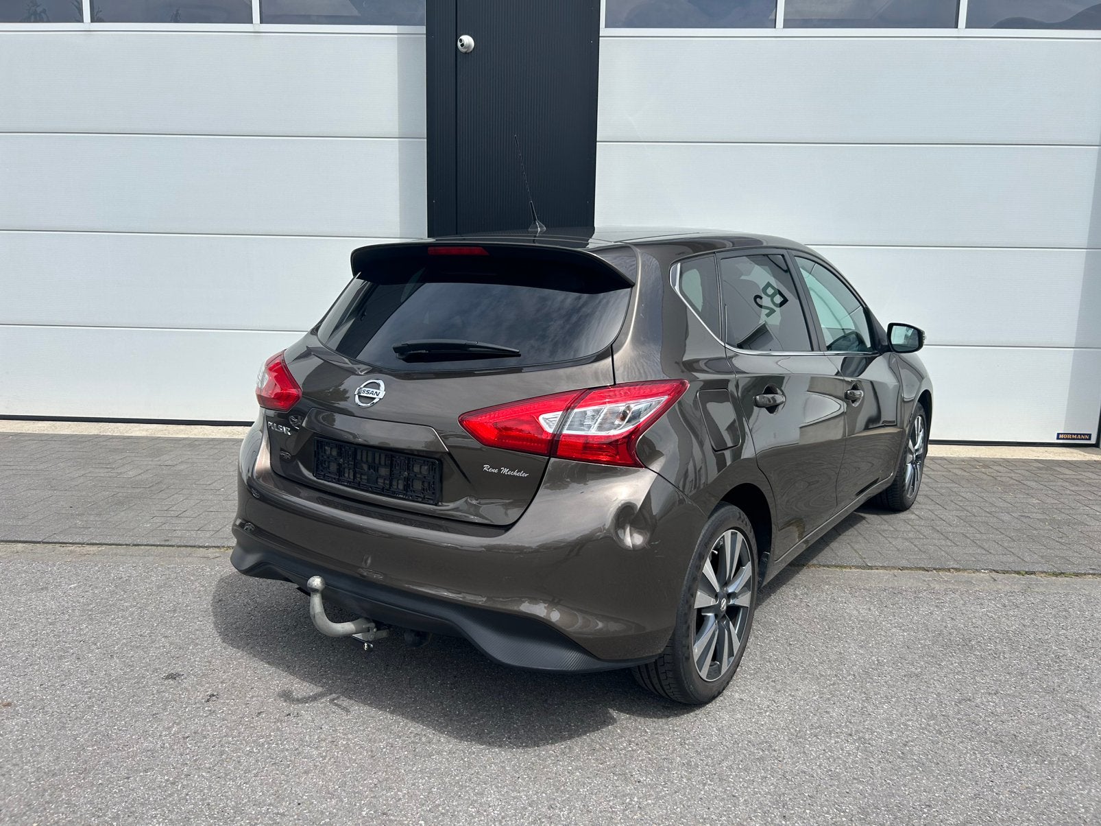 Nissan Pulstar 1.2 benzien / in goede staat, Euro 5, Stof, Zwart, Bruin