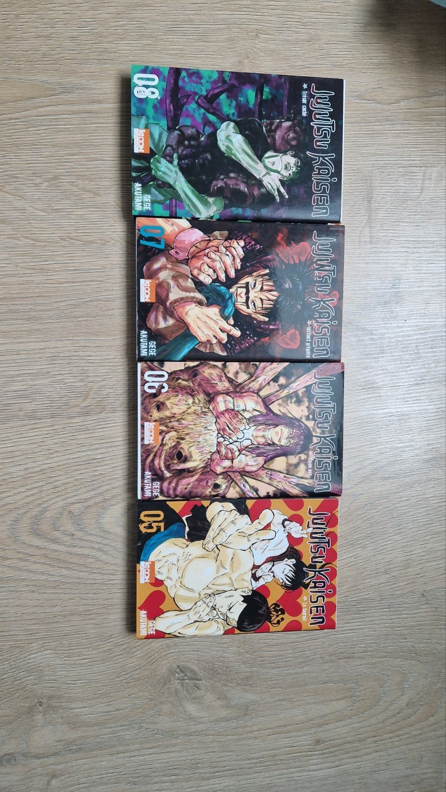 manga jujutsu kaisen tome 5,6,7,8, Livres, Enlèvement ou Envoi, Comme neuf